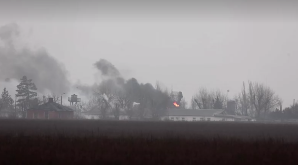 Guerra na Europa: Rússia invade Ucrânia; população tenta fugir de explosões