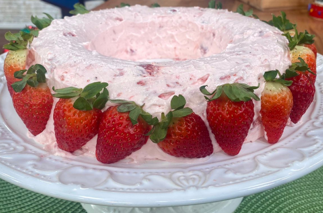Mousse de morango | Band Receitas