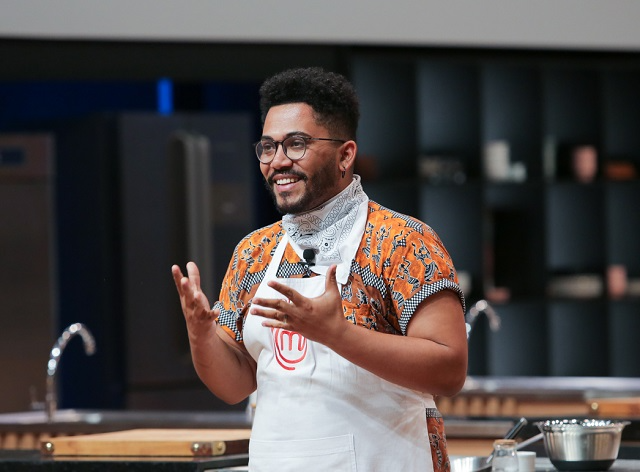 Adílio é eliminado do MasterChef em despedida emocionante: “Me sinto coroado”