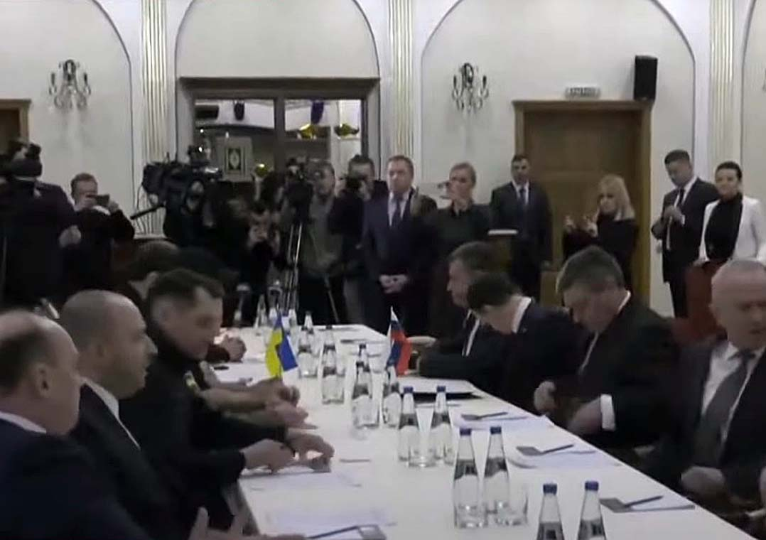 Segunda rodada de negociações entre Ucrânia e Rússia é marcada para amanhã