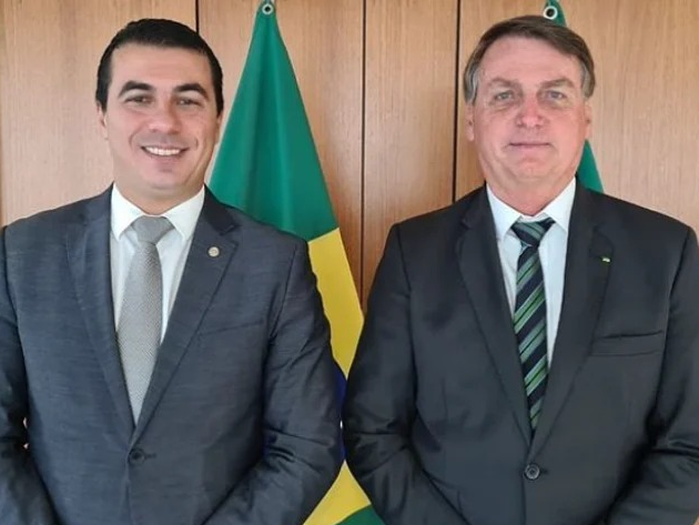 Deputado Luís Miranda afirma que avisou Bolsonaro sobre irregularidades na compra da Covaxin