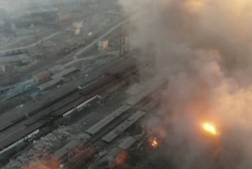 Ucrânia acusa Rússia de lançar substância tóxica sobre Mariupol