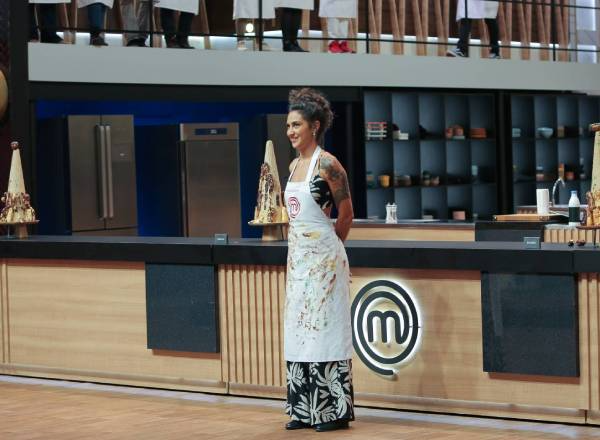 Eliminada no 1º episódio, Fernanda vence a repescagem e volta ao MasterChef