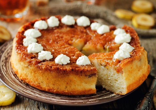 Bolo de banana caramelizada da Carole Crema: saiba fazer Envato Elements