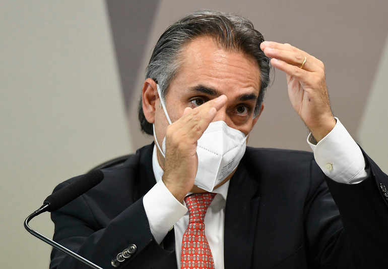 Brasil ignorou 3 propostas da Pfizer para fornecer até 1,5 milhão de doses em 2020