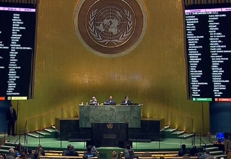 ONU aprova resolução para condenar a invasão russa na Ucrânia