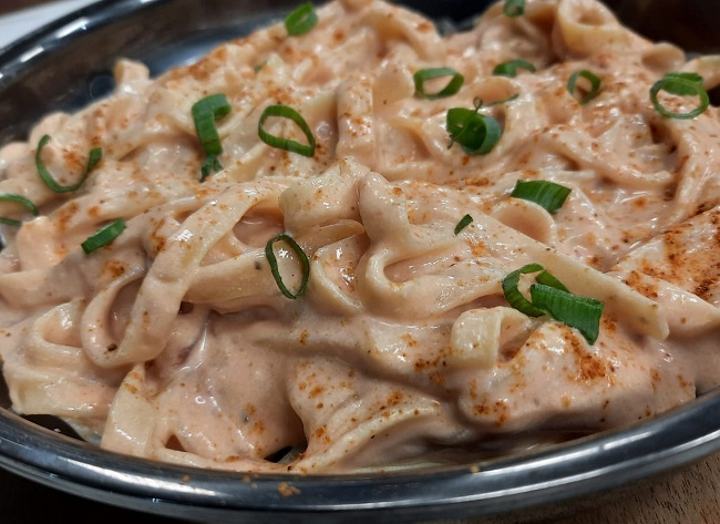 Macarrão ao molho rosé | Band Receitas