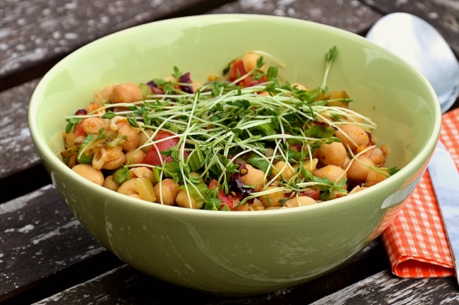 Como fazer salada de grão-de-bico? Chef Carole Crema ensina Pixabay