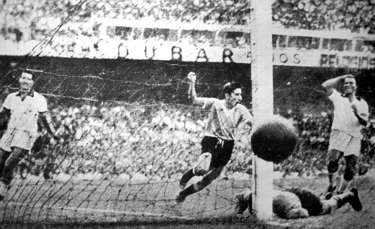 Conheça o plano perfeito do Uruguai para vencer o Brasil no Maracanazo de 1950